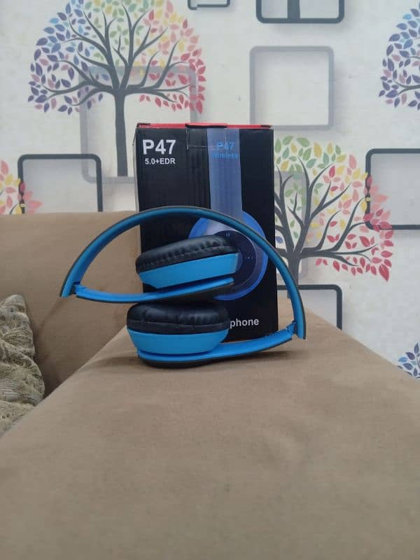 P47 headphone 3