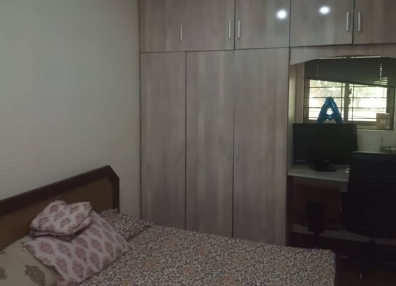 1 Kanal House Use Available For Sale 9