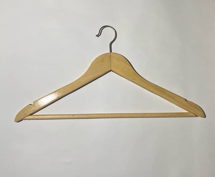 wooden hangers |Top quality |New|pro | boutique 3