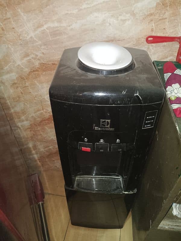 Electrolux water dispenser 2