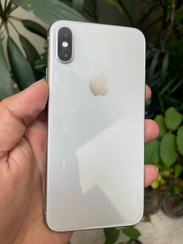 iPhone X 256 (PTA Approved) 2