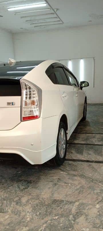 Toyota Prius 2011 2