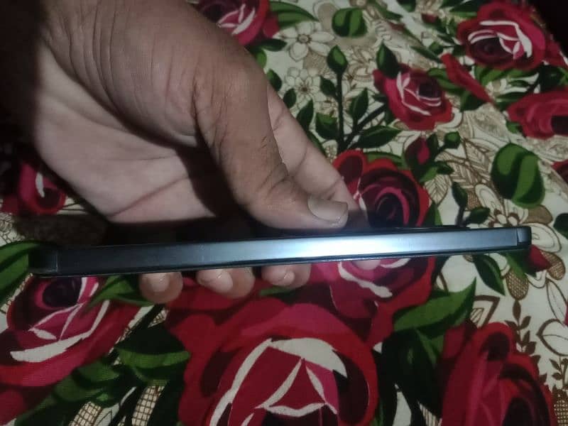 Oppo Reno 12f 4