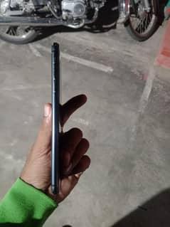 iPhone 7 plus board short hai non PTA Rs 10000