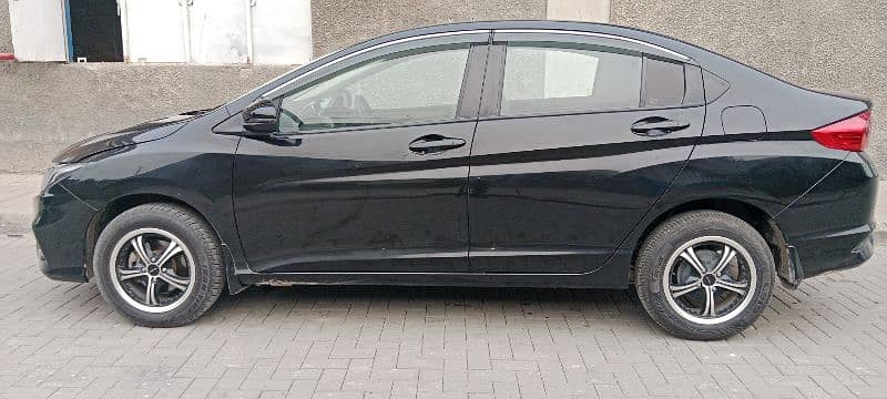 Honda City IVTEC 2021 MT 7