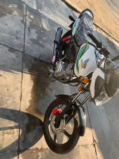 Honda CB 125F 2022 03125772147