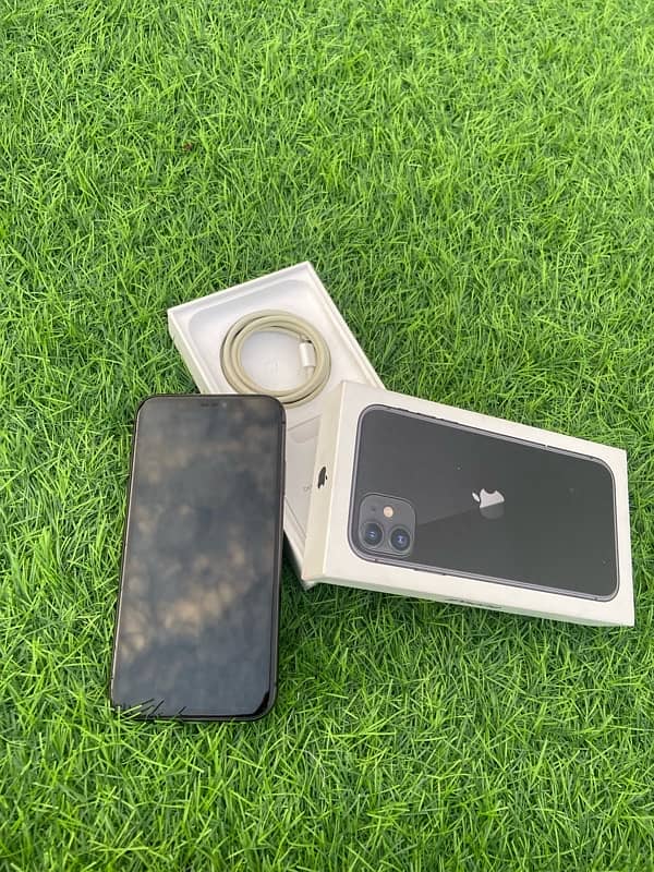 iphone 11 64 gb non pta  10 /10 condition mobile sealed hai03307047981 6