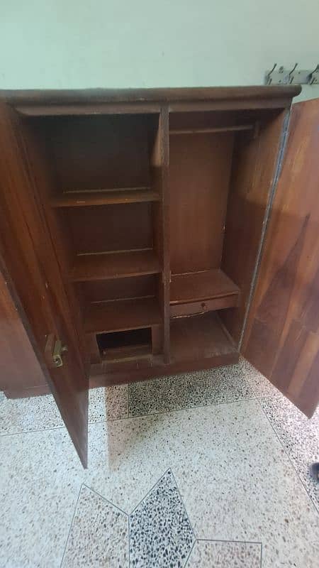 3 Door Combined Wooden Wardrobe (Non-Seperable) 5