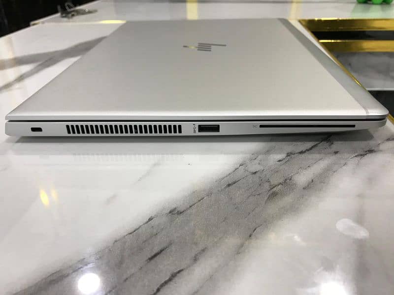 HP EliteBook 840 G5 - 14" FHD, Core i5, 8GB RAM, 256GB SSD 1