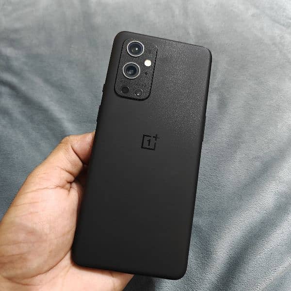 OnePlus 9 Pro - 12GB 256GB Lush Condition 10