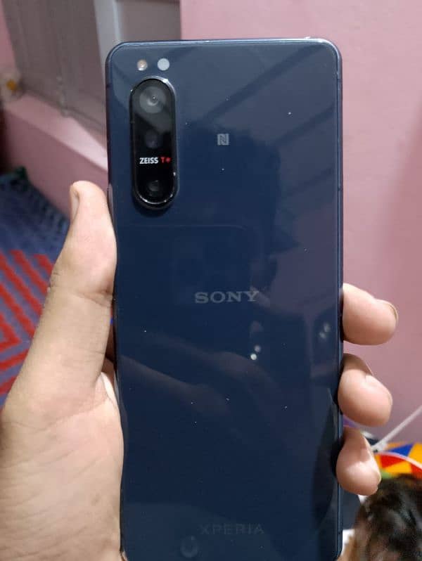 Sony Experia5 mark2 8/128gb 0