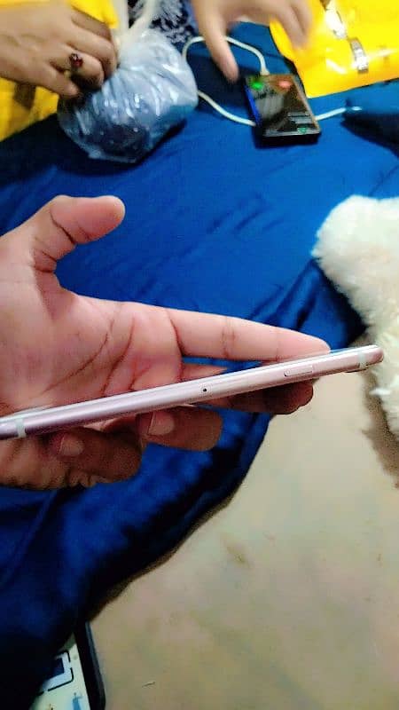 iphone 7 urgent sale 3