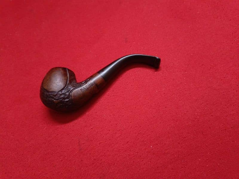 vintage smoking pipe 1