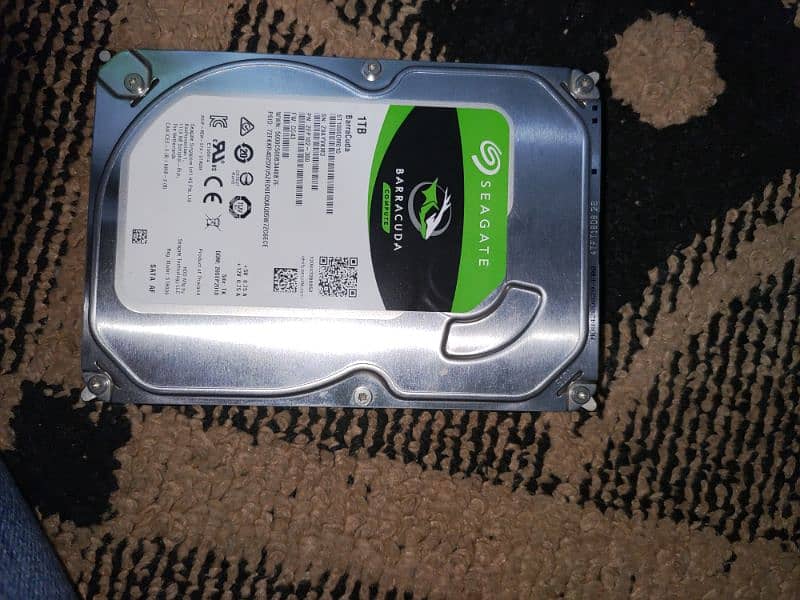 SEAGATE BARRACUDA 1TB HDD 0