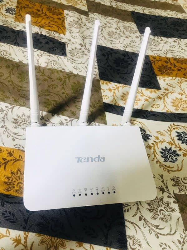 Tenda wifi router 0