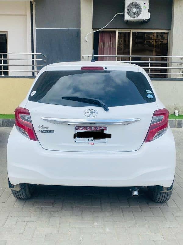 Toyota Vitz 2016 10