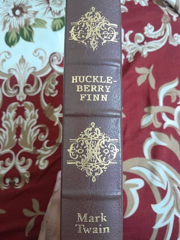 ADVENTURES OF HUCKLEBERRY FINN ( TOM SAWYER'S COMPANION )  MARK TWAIN 2