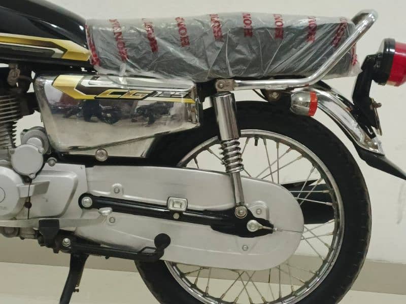 Honda CG 125 2021 Model 3