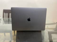 MacBook Pro 2016 15” Lush Condition