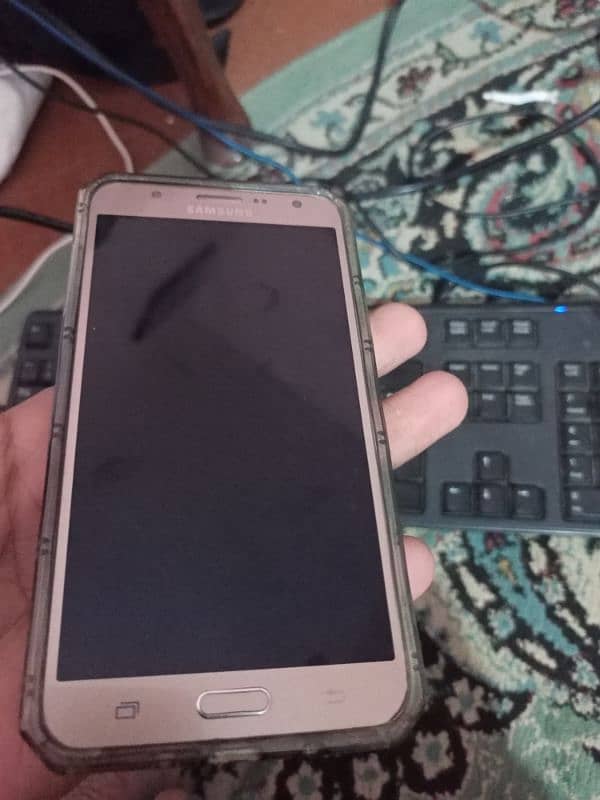 Samsung j7 2