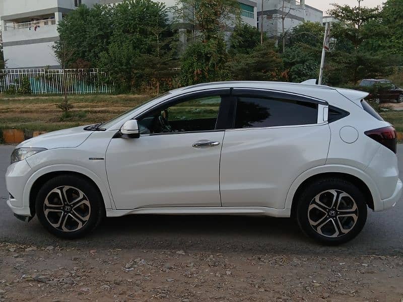 Honda Vezel 2015 3