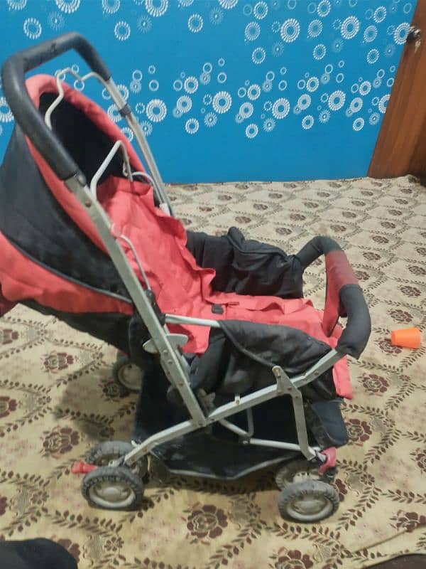 pram good condition 1