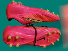 football Nike mercurial