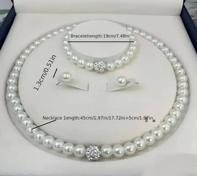 Faux Pearl Necklace, Bracelet and Earrings 3