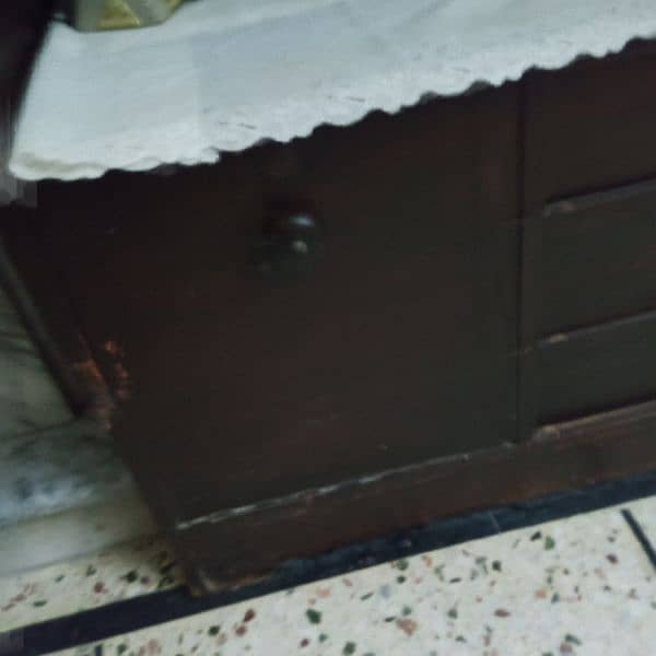 Old Style Dressing Table 3