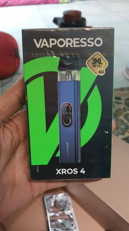 Vaporesso Xros 4 box pack kit 0