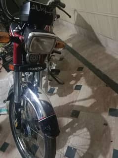 Honda 70 21 model lush condition