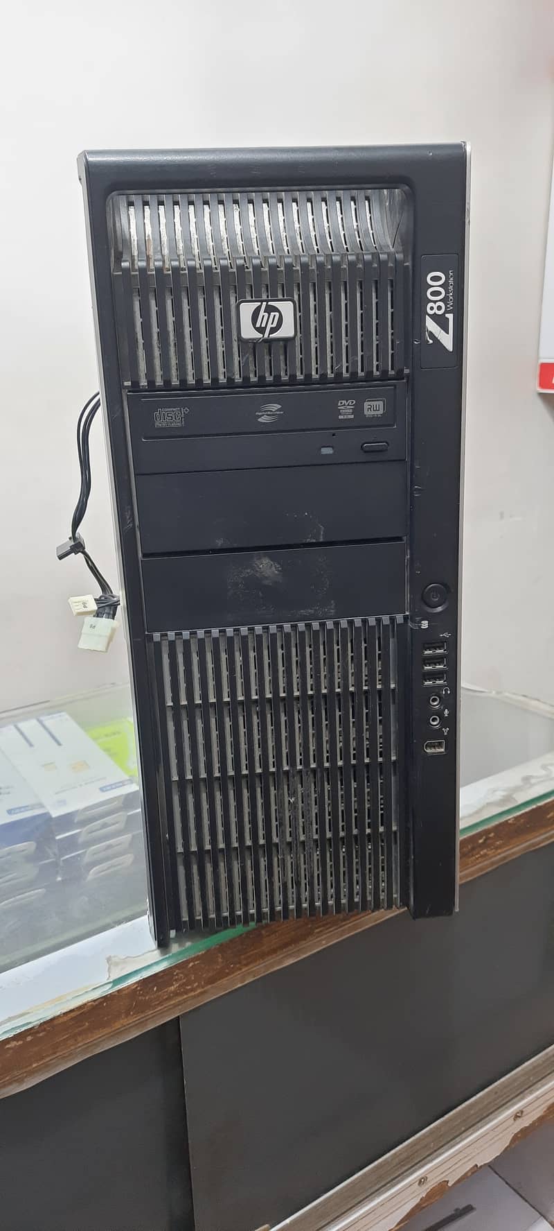 HP Z800 Workstation With 16Gb Ram 4