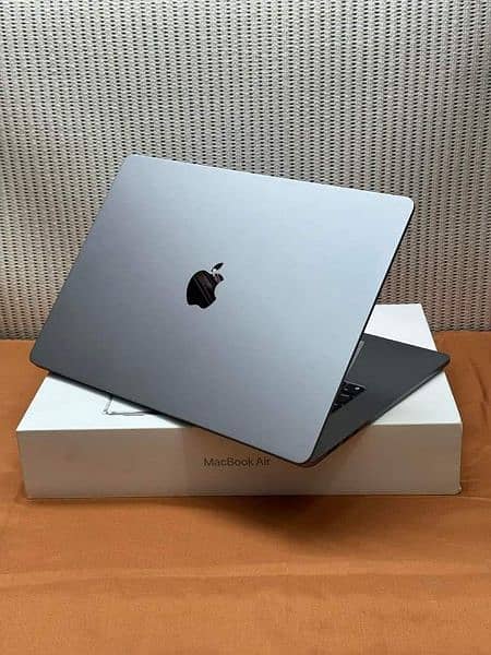 macbook Air M2 model 2022 For sale 03464561048 1