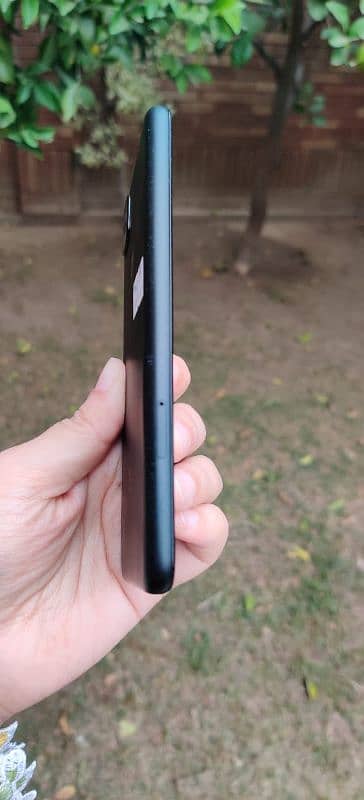 Google Pixel 4a4g. . . . . Dual sim approved. . . . water pack device 3