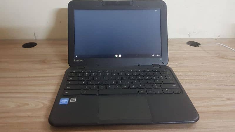 Lenovo N22 Chromebook 1