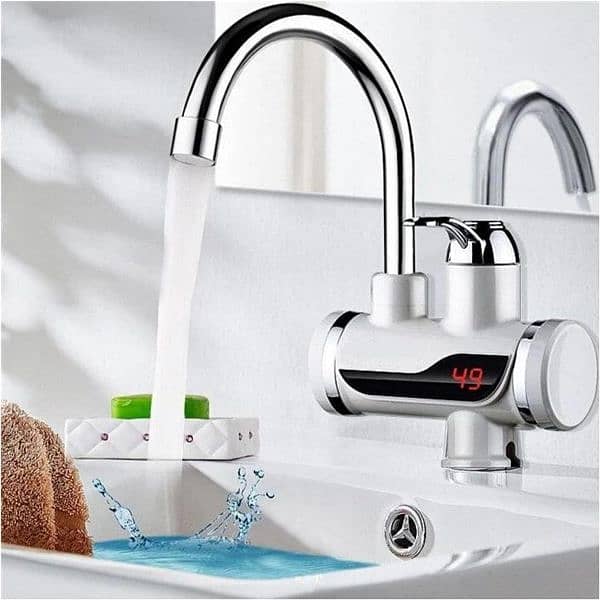 Electric Instant Hot Water Heater Faucet with Temperature Display 3