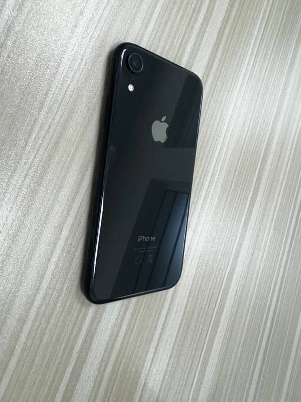 iPhone XR Condition 10/10  Non PTA 4