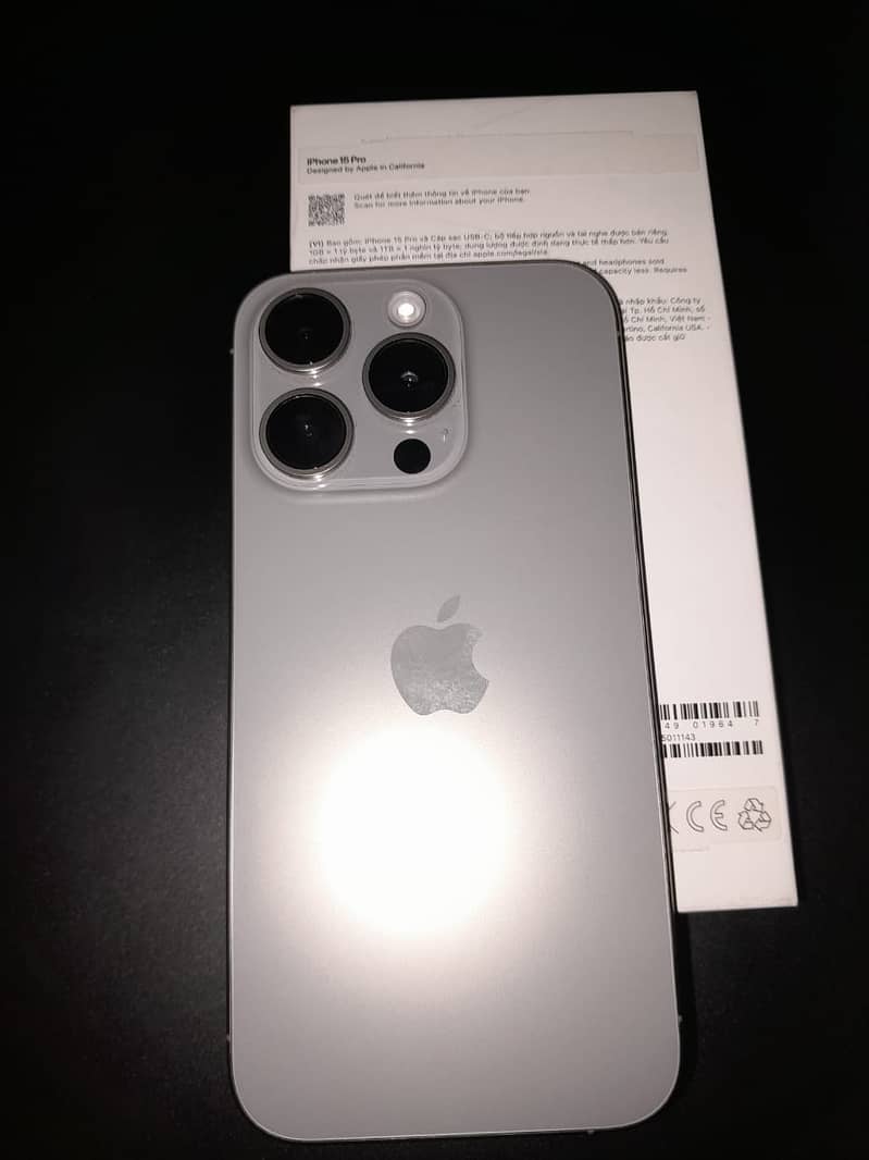 iphone 15 pro 2