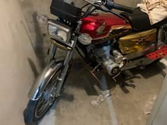 Honda 125 self Gold edition