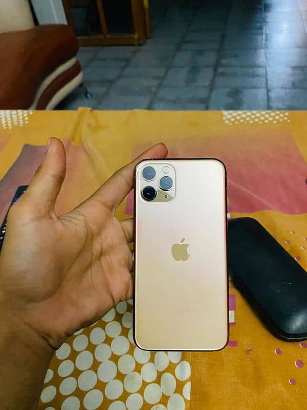 iPhone 11 pro non pta 4