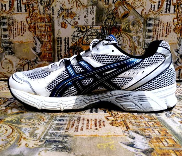 ASICS GEL-300 DUOMAX ORIGINAL RUNNING SHOES 9