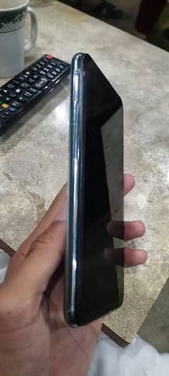 vivo y17 10/10 condition and all ok