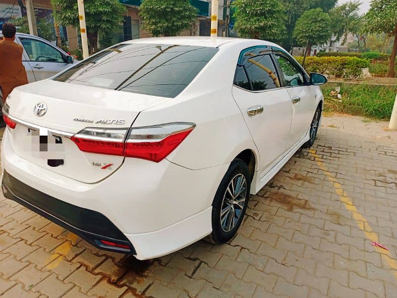 Toyota corrola Altis 2022 4