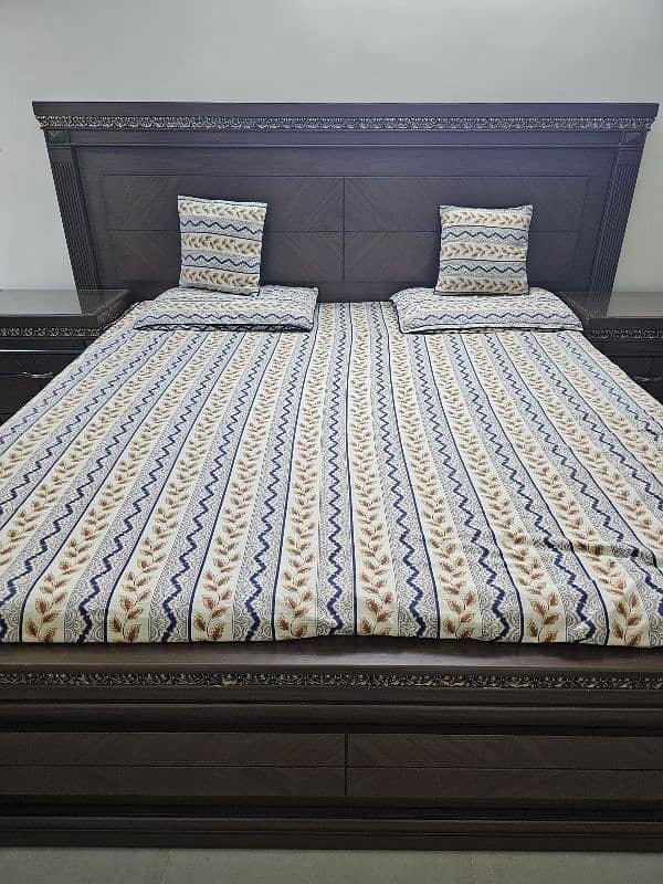 BRAND NEW COMPLETE BED SET FOR SALE 1