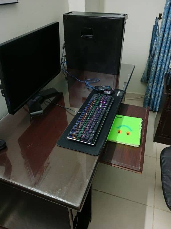 Computer /Study Table for Sale 0