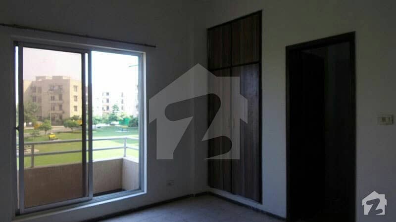 5 Marla 2 Bed Flat For Rent Askari 11 Lahore Rs 40000/- 6