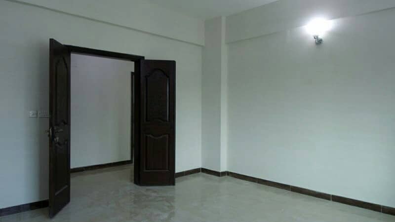 10 Marla 3 Bed Flat For Rent In Askari 11 Lahore 29