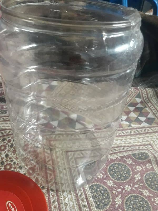 30 ka aik 50 ki jori 250 plastic jar urgent for sale 2