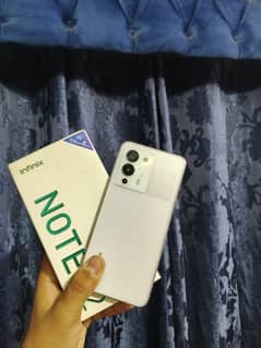 Infinix note 12 8/128 with box