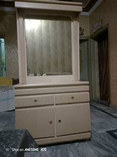 wood dressing table